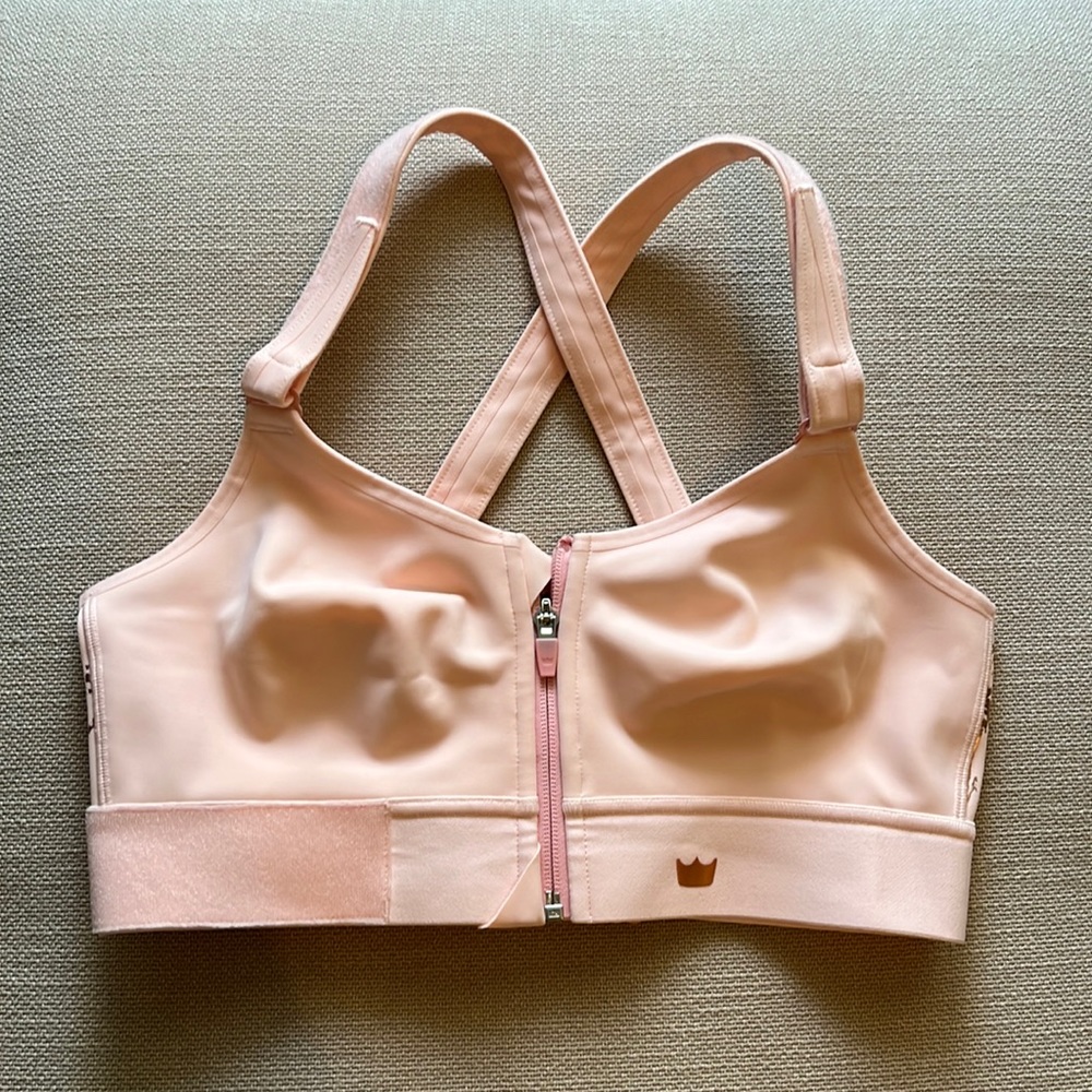 SheFit Sports Bra